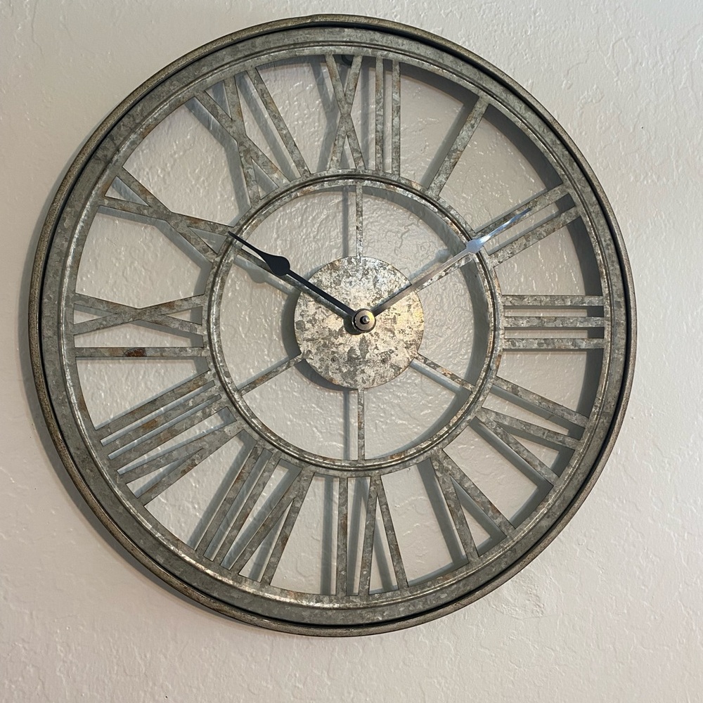Roman numeral figures vintage skeleton Clock silver home decor works perfect 20”